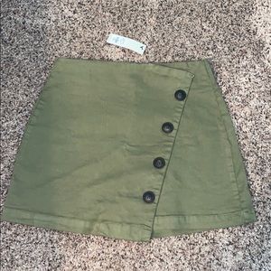 green francesca’s skirt